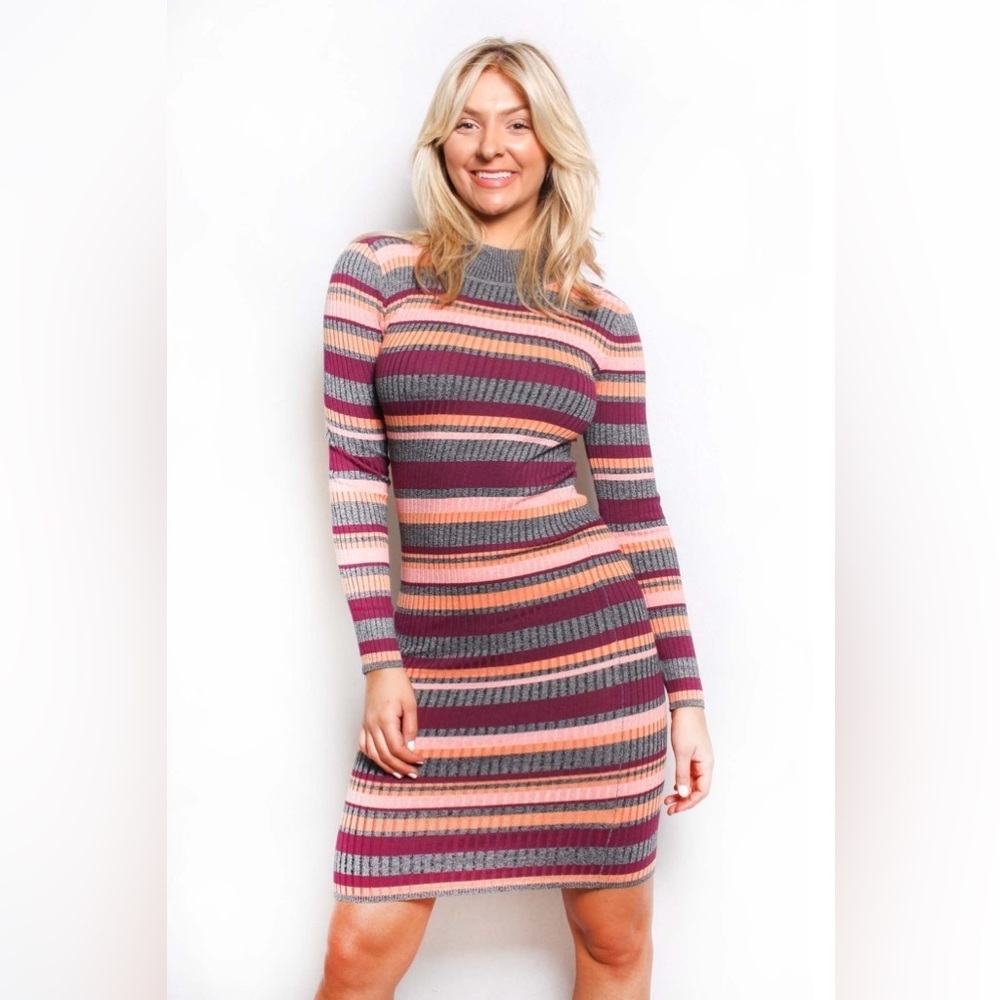 NWOT Candie’s Long Sleeve Mock Neck Sweater Knitted Midi Dress Size Small